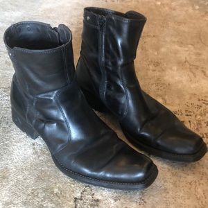 Aldo Black Zip Boots! ⭐️⭐️⭐️